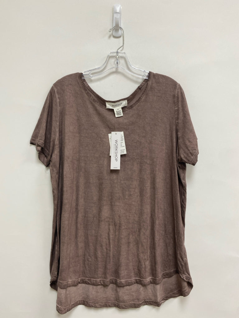 NWT  SIZE  1X Faded Taupe Short Sleeve Tee Plus Size Top