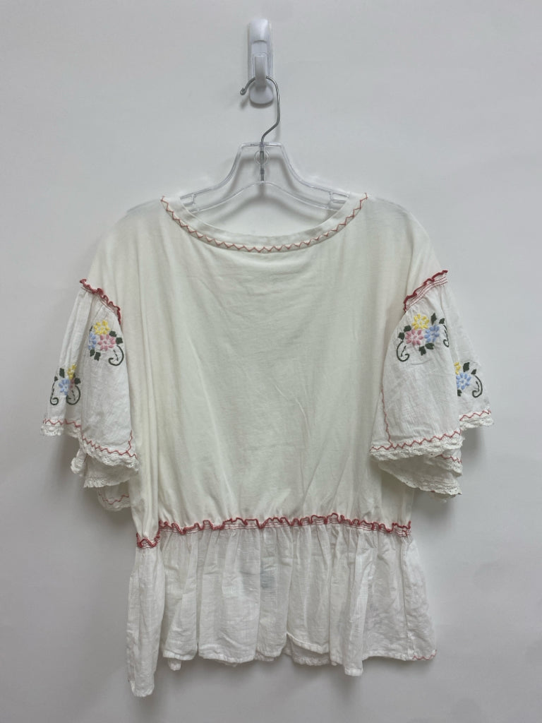 Anthropologie Size M White Red/Multi Floral Embroidered Ladies Top