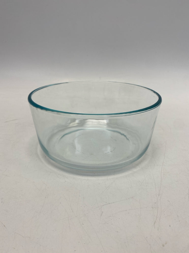 Pyrex Clear Glass Bowl(s)