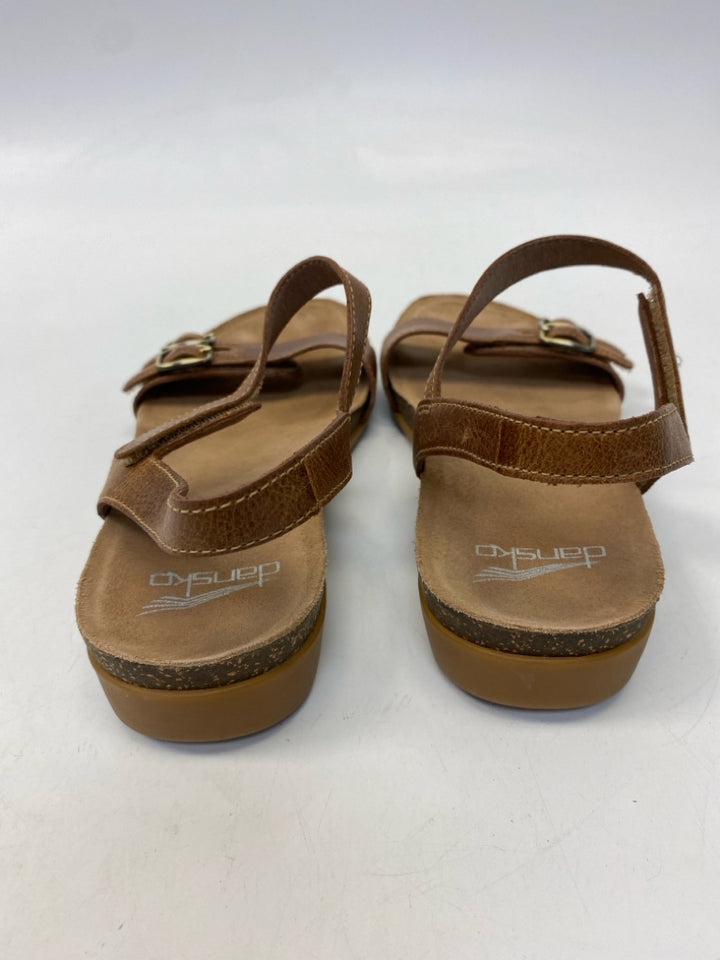 Dansko  Size 37 Brown Gold Buckle(s) Sandals
