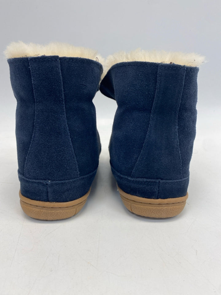 NWOT The Vermont Country Store US Shoe Size 8 Navy Cuffed Bootie Slippers