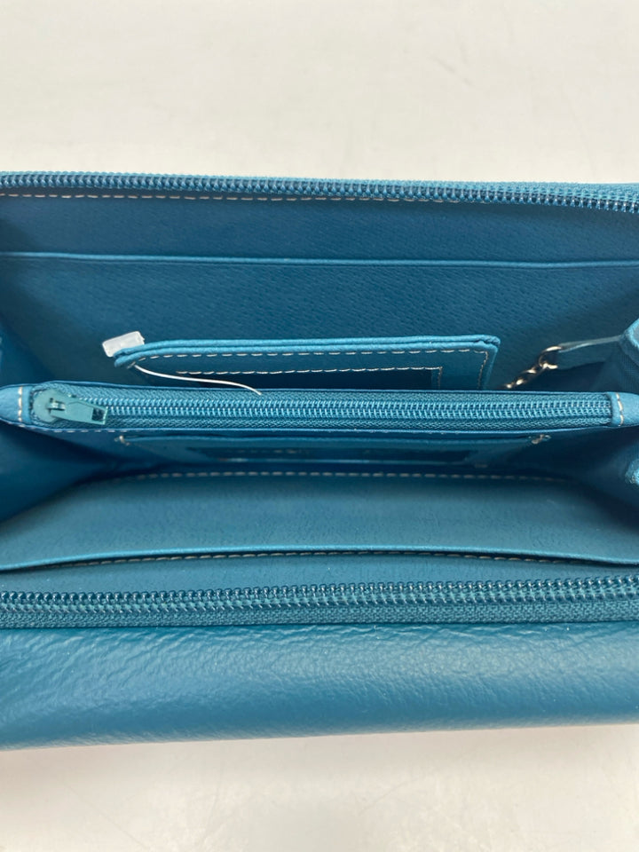 NEW/BOX Teal Blue Leather Wallet