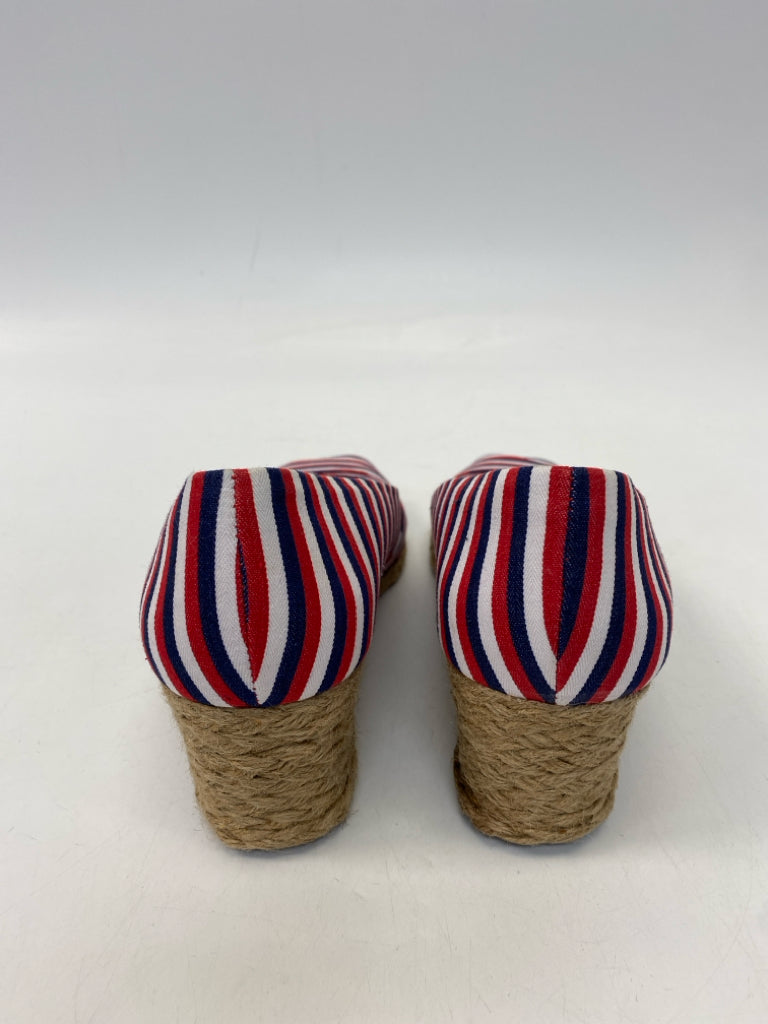 ADRIENNE VITTADINI  Size 9 Red/White Blue Stripe(s) Wedge