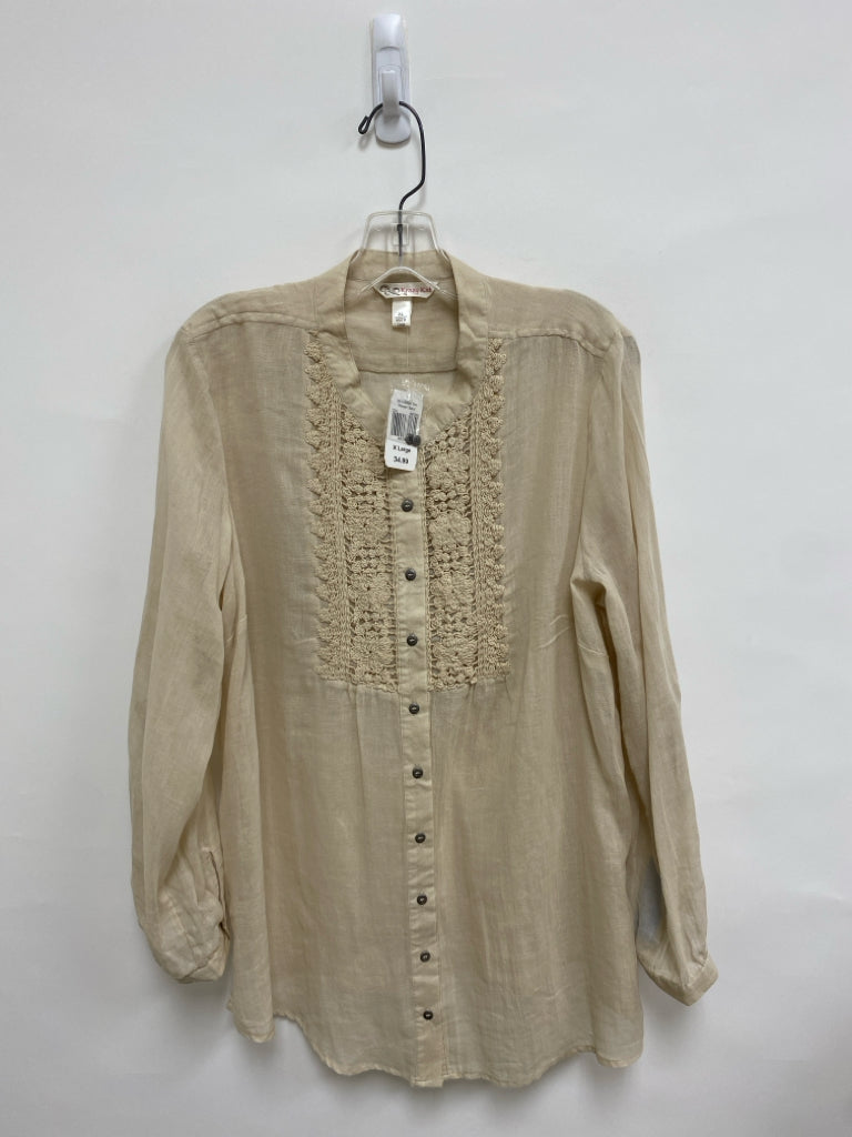 NWT Size XL Beige Trimmed Crochet Ladies Top