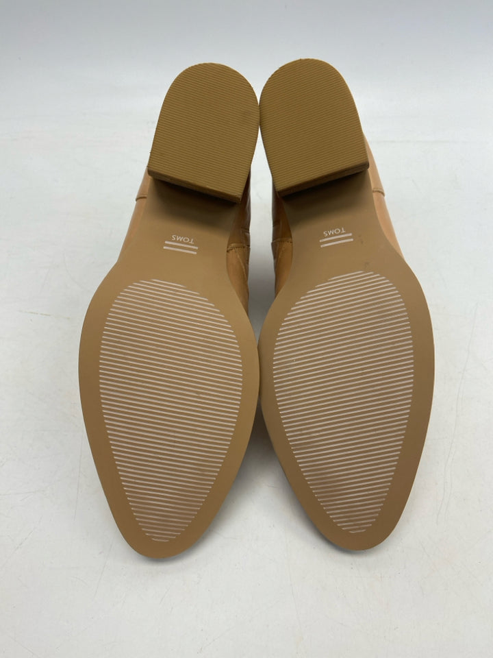 NWOT Toms  Size 8 Camel Boots