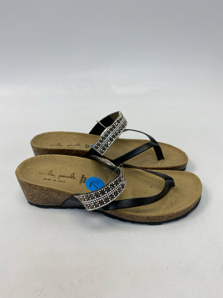 NWT  Size 7.5 Black Silver Jeweled Sandals