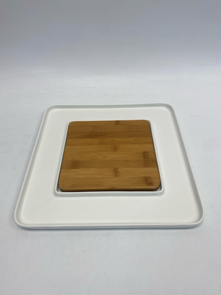 Natural White Ceramic/Wood Serving Piece