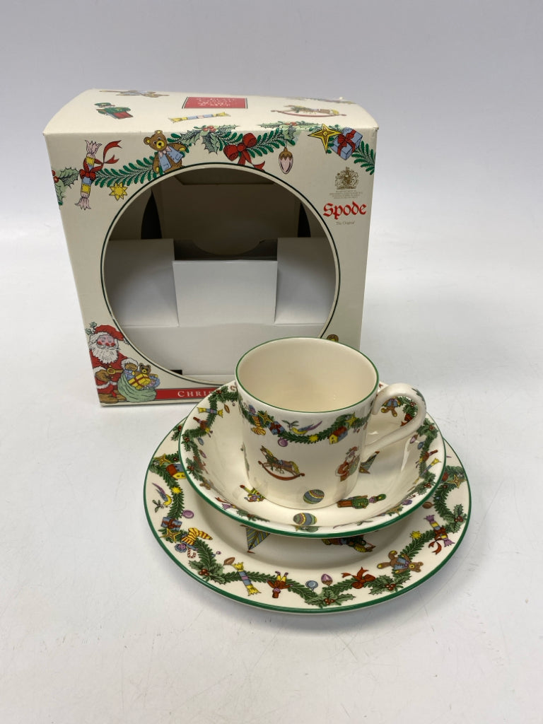 Spode Cream Green/Multi Christmas Dish Set