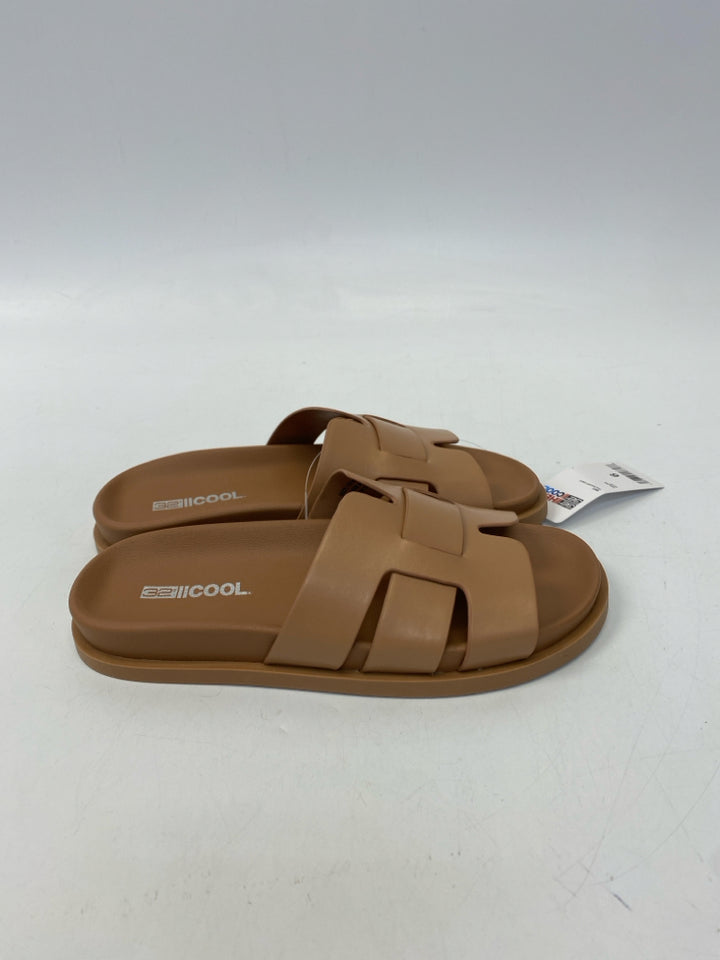 NWT 32 Degrees  Size 6 Brown Sandals