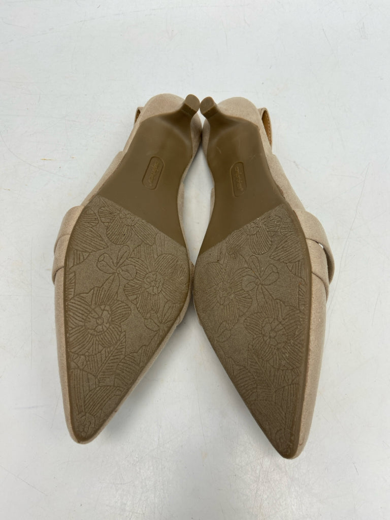 NWOT Comfortview  Size 9.5 Tan Knotted Heels