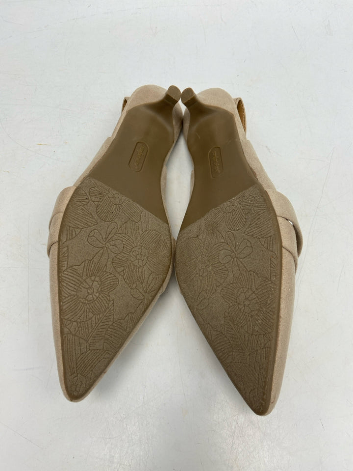 NWOT Comfortview  Size 9.5 Tan Knotted Heels