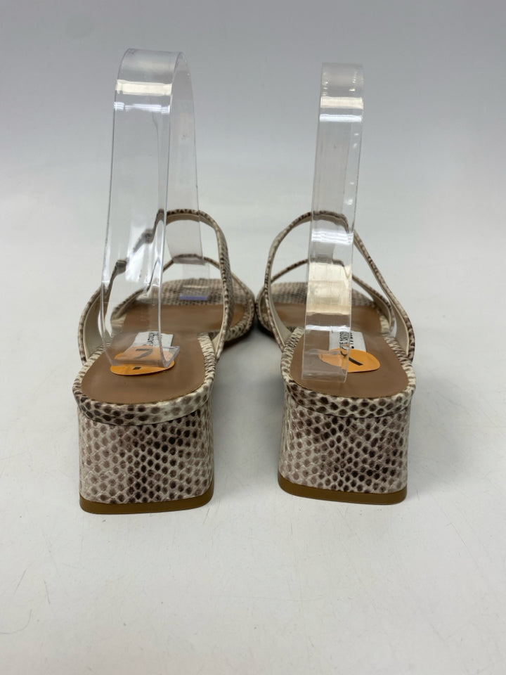 Steve Madden  Size 7 Cream/Brown Snakeprint Sandals