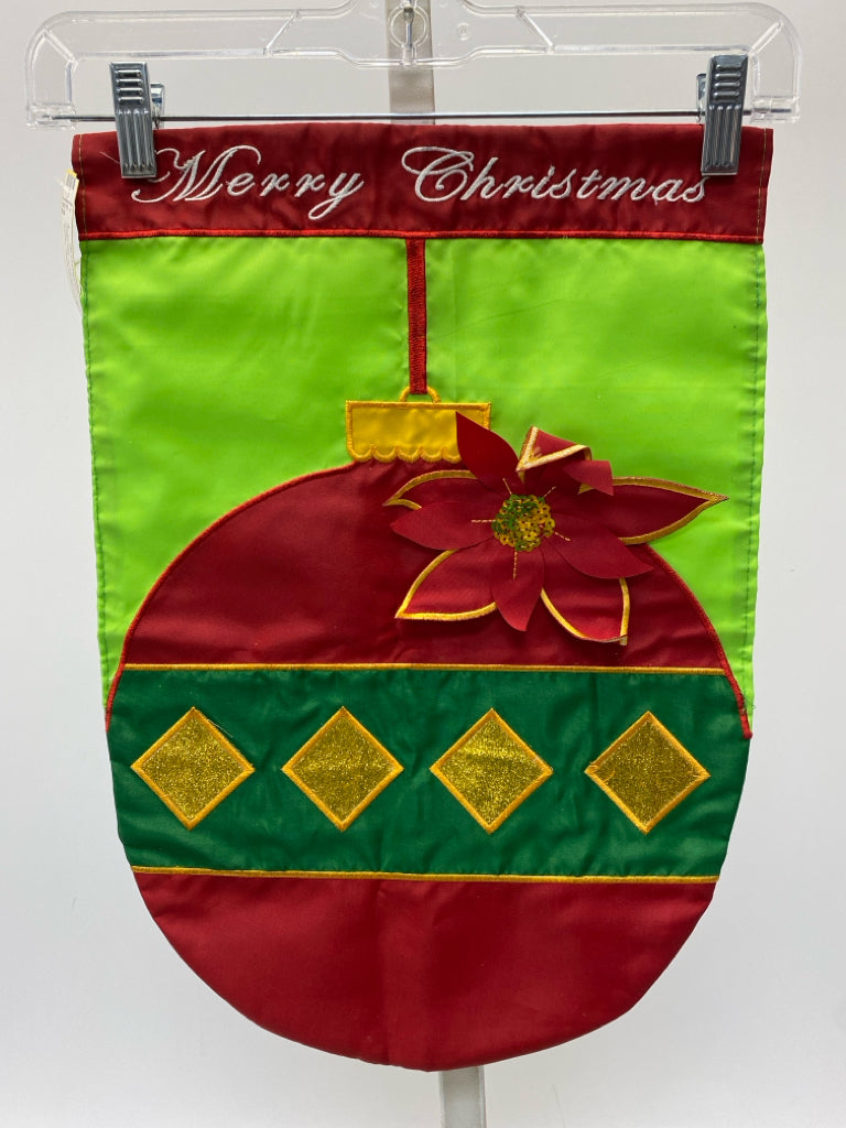 Green Red Ornaments Christmas