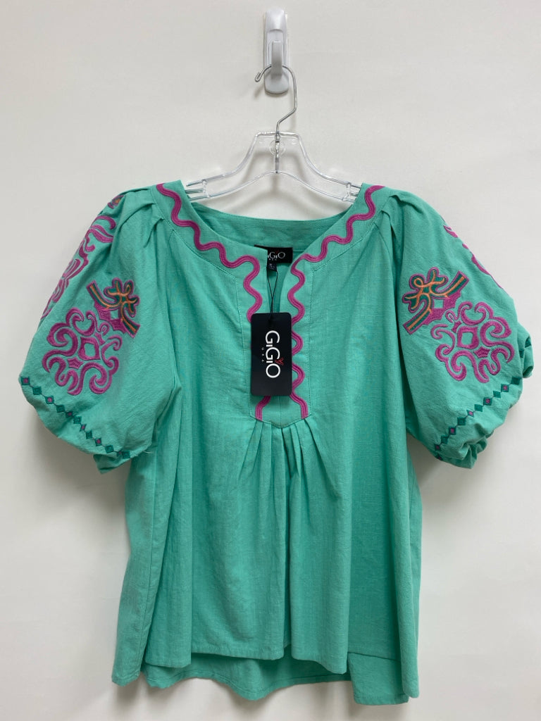 NWT GiGiO Size M Aqua Pink/Green Embroidered Puff Sleeve Ladies Top