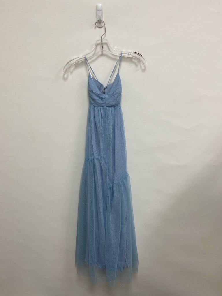 NWT Size 2 Powder Blue Polka Dot Sleeveless Tulle Ladies Dress