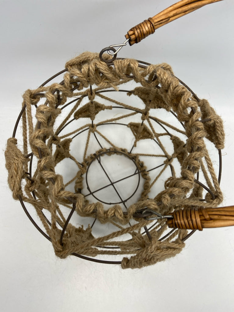 Natural Ropes Metal Lantern