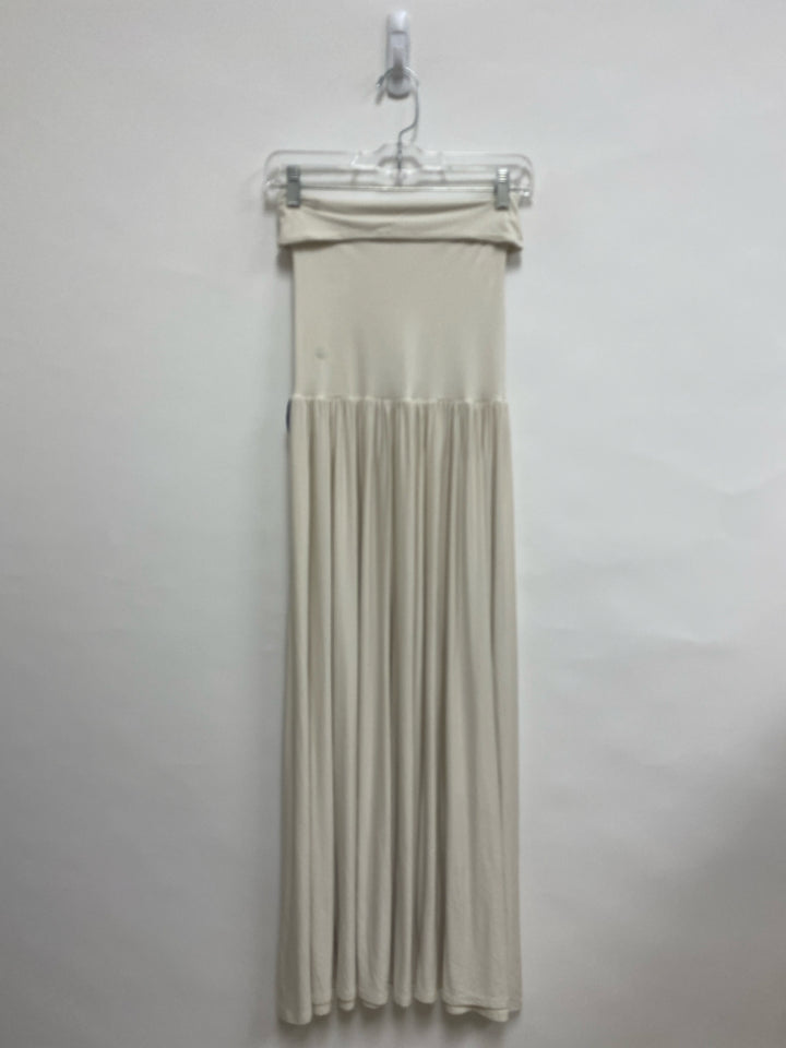 Lululemon Size S Cream Maxi Ladies Dress