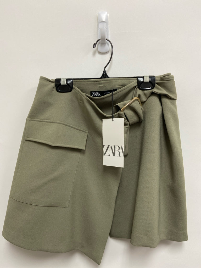 NWT Zara Size S Pale Olive Green Buckle Ladies Skirt