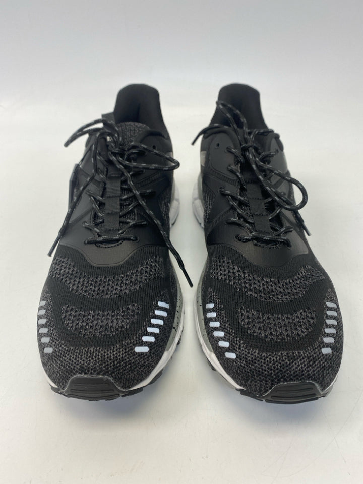 NWT Size 12 Black/Gray Lace-Up Men&