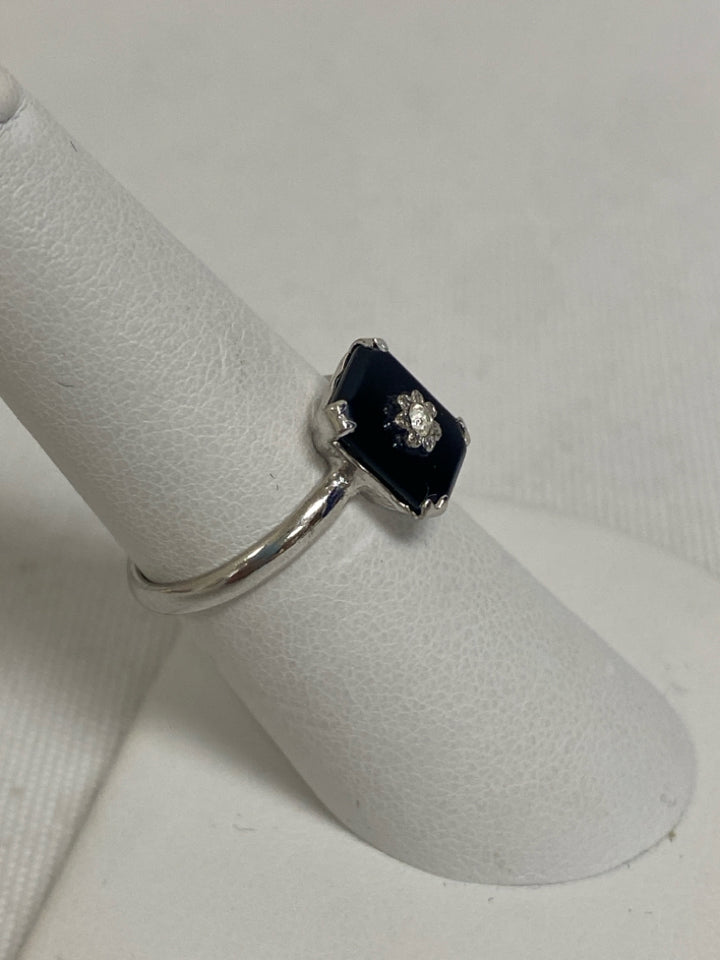 Black Silver Rectangle(s) Ring