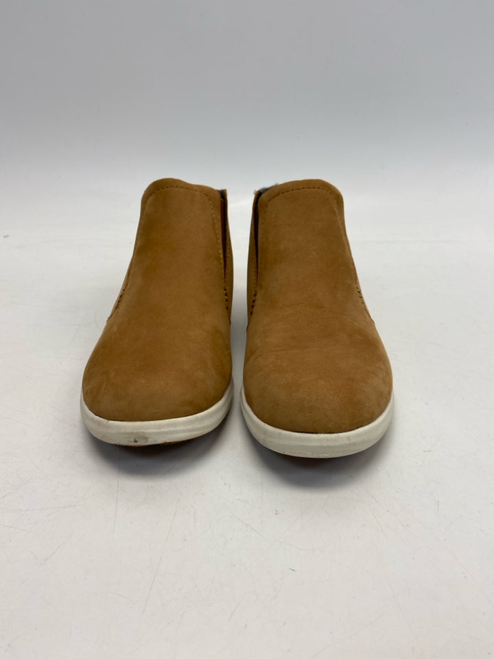 OluKai US Shoe Size 7 Brown Boots