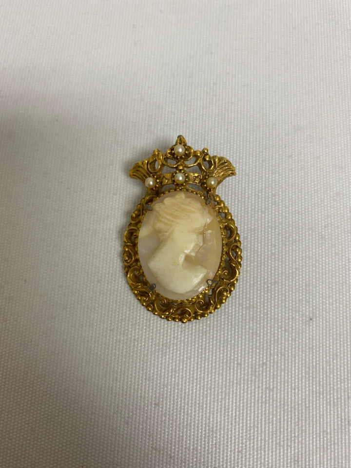 Cream Gold Color Crown Pin