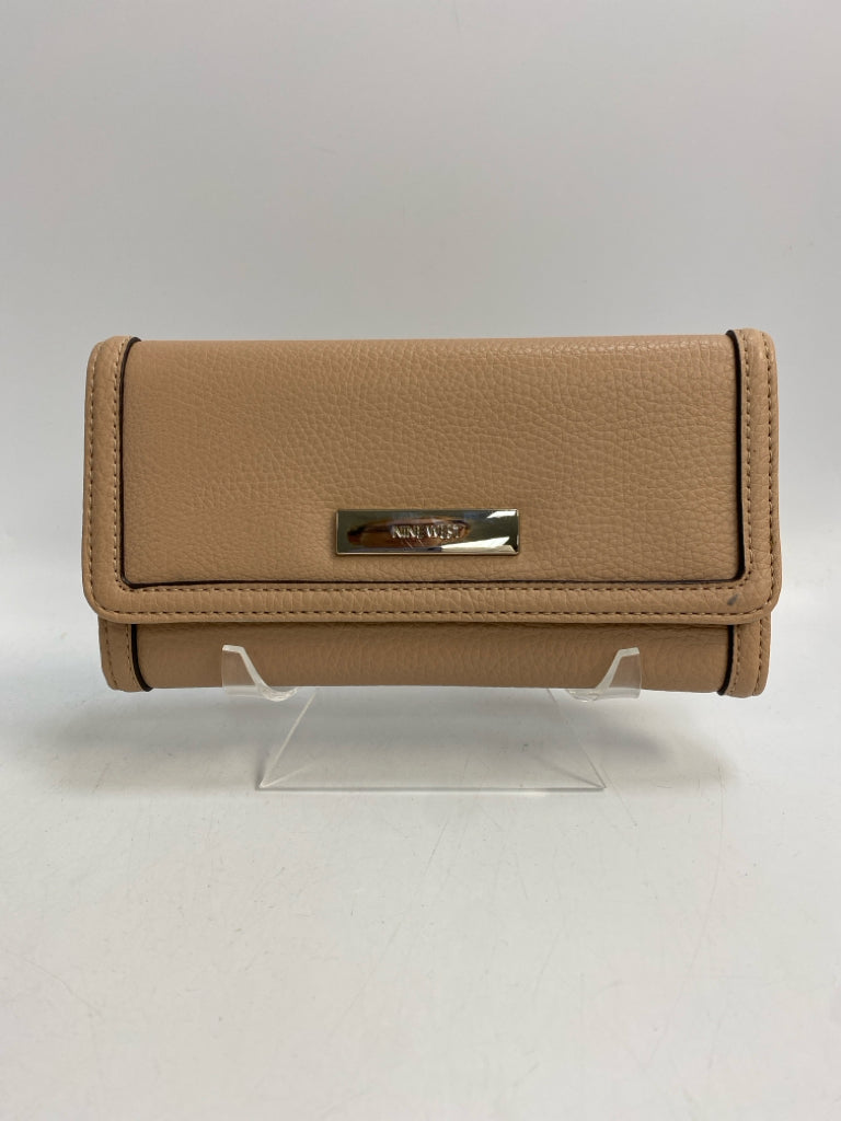 Nine West Beige Wallet