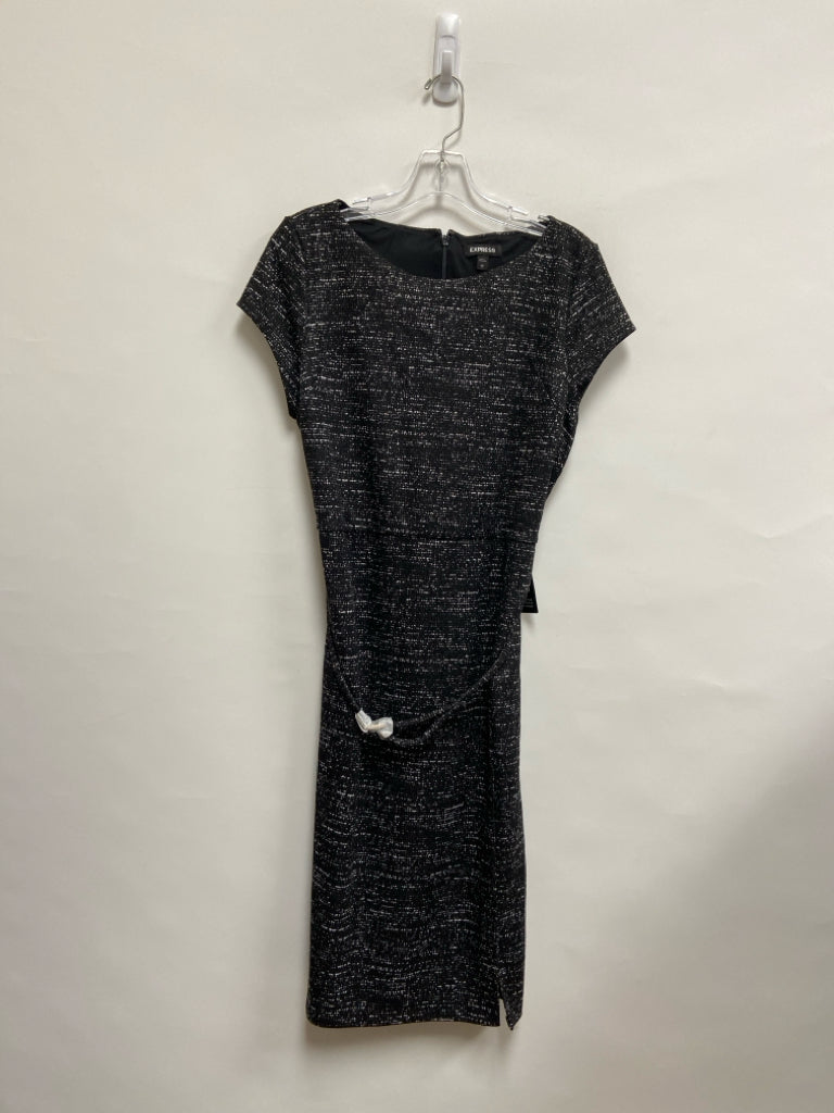 NWT Express Size L Black White Mottled Ladies Dress