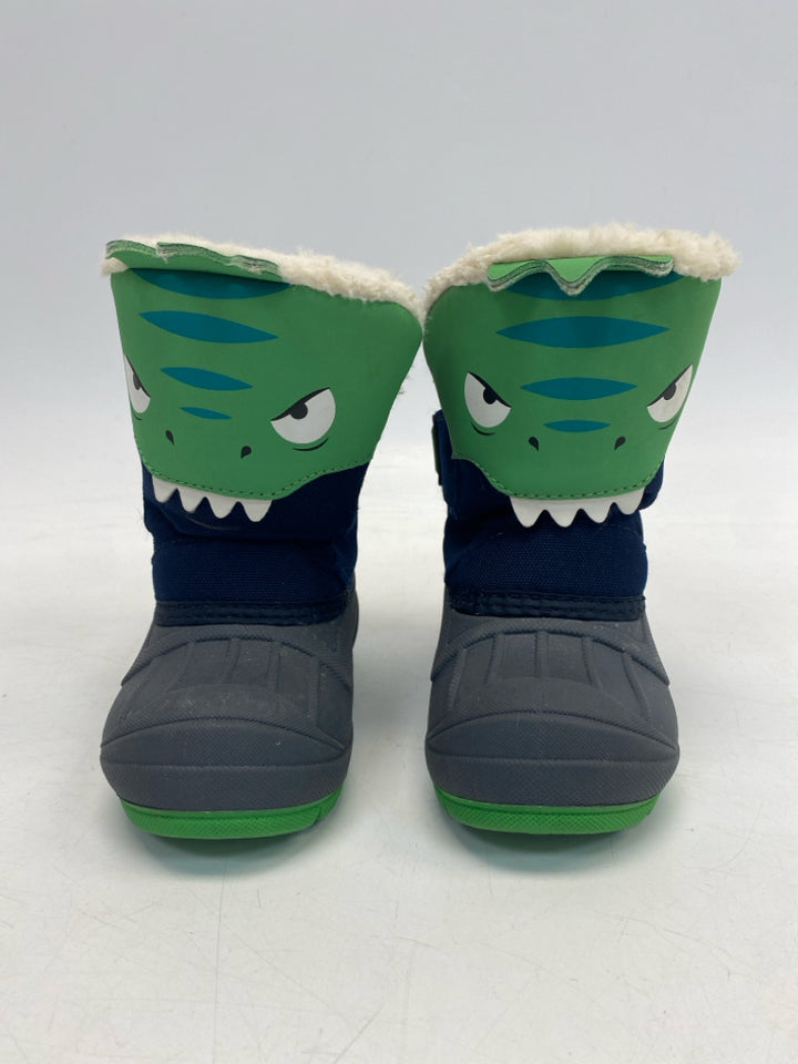 Cat &amp; Jack SIZE 6 Navy Green Dinosaurs Boy&