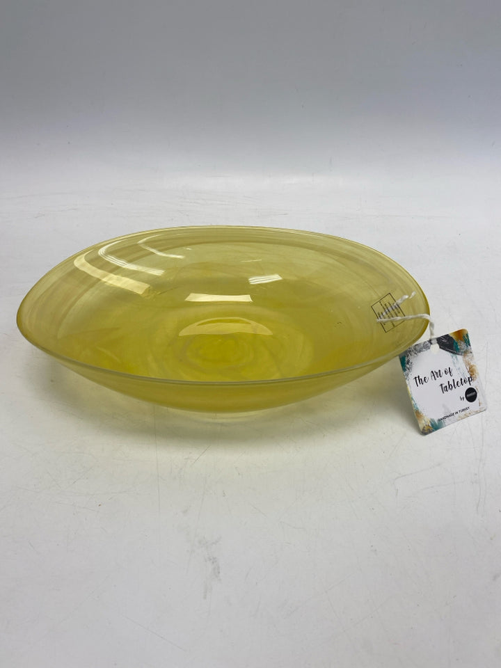 NWT Chartreuse Frosted Swirl Glass Bowl(s)