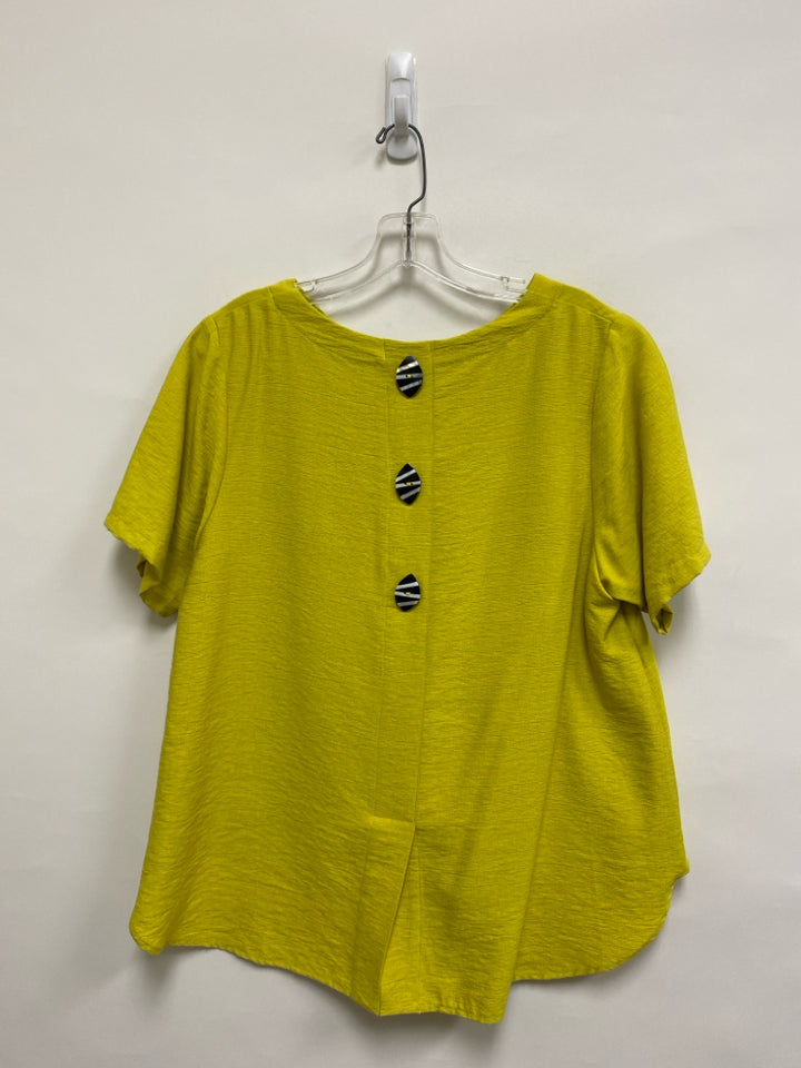 Size S Yellow Ladies Top
