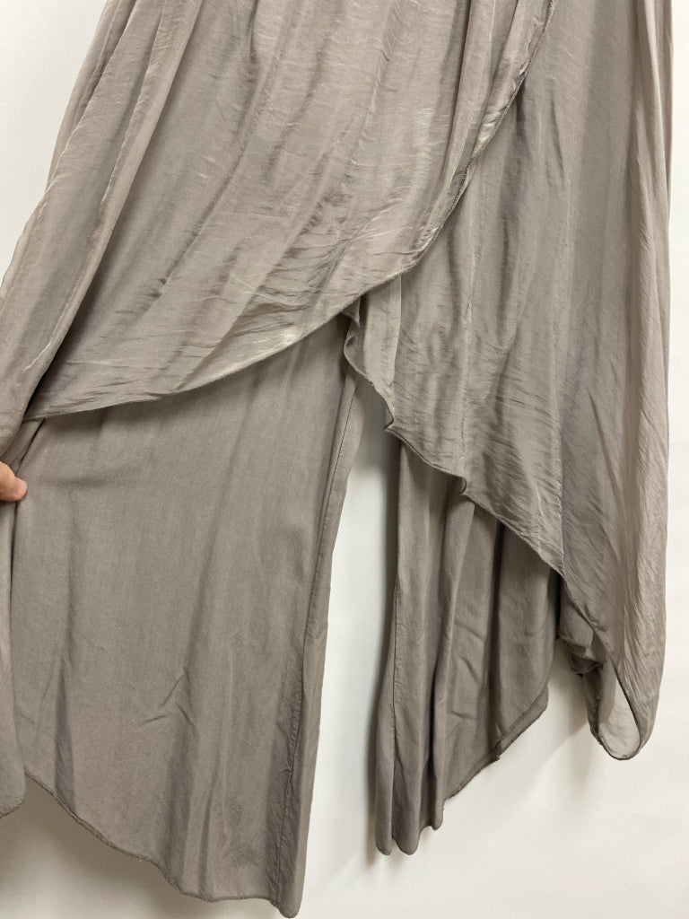 NWT Tempo Paris Size L Taupe Pull-on Ladies Pants
