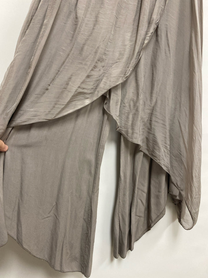 NWT Tempo Paris Size L Taupe Pull-on Ladies Pants