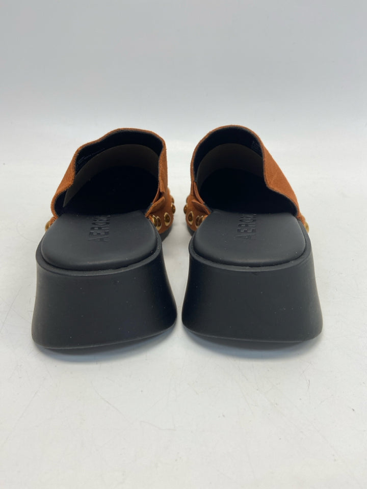 NWOT Aerosoles  Size 8.5 Brown Gold Studded Suede Flats
