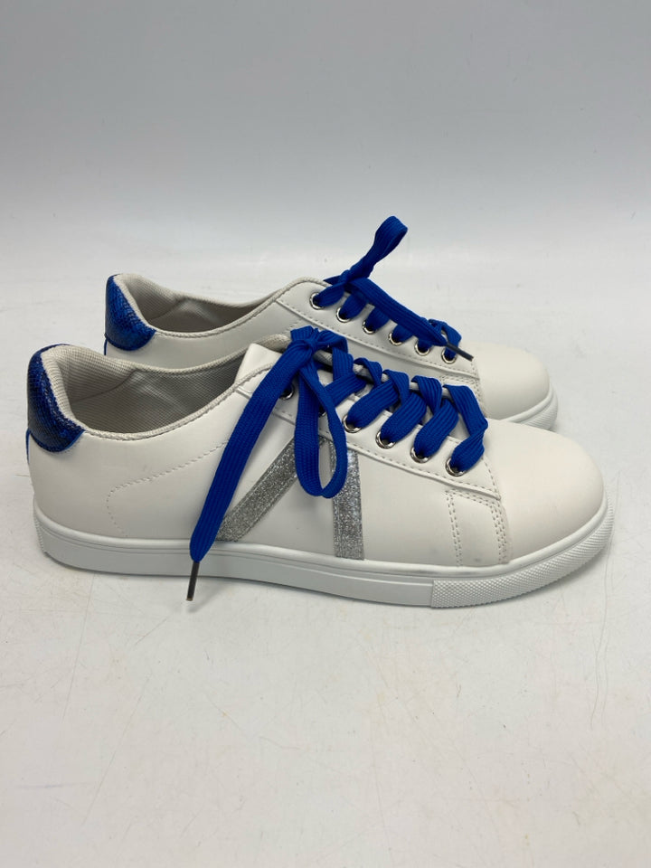 NWOT JellyPop  Size 10 White Royal Blue Lace-up Sneakers