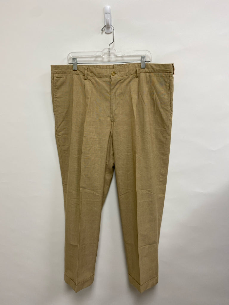 Size 40 Khaki Men&
