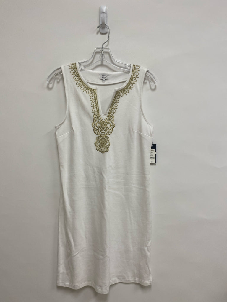NWT Crown &amp; Ivy Size SP White Gold Embroidered Sleeveless Petite Dress