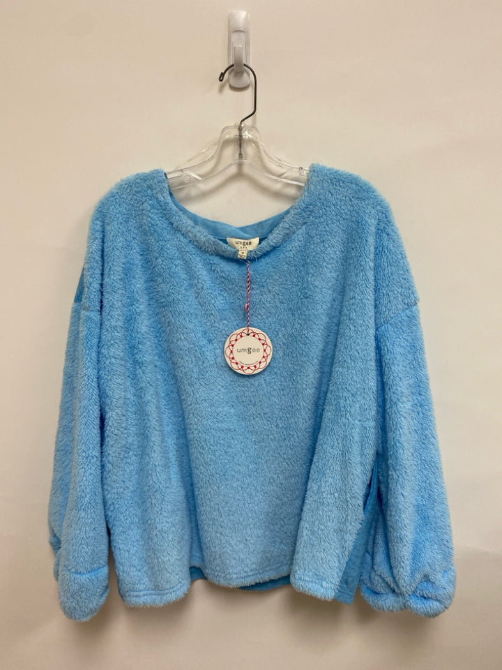 NWT Umgee Size M Light Blue Fuzzy Ladies Sweater