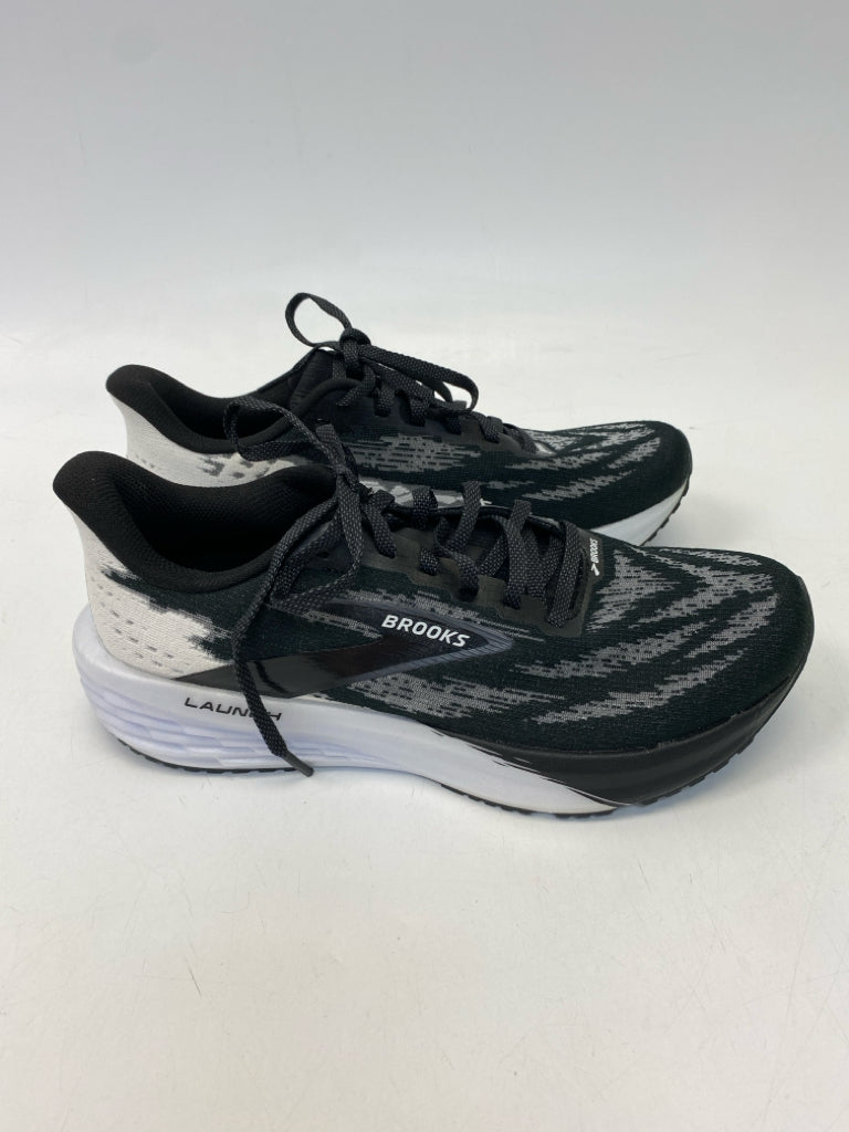 NWOT Brooks US Size 8.5 Black/Gray Lace-up Sneakers