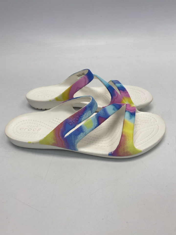 Crocs  Size 6 Tye Dye Sandals