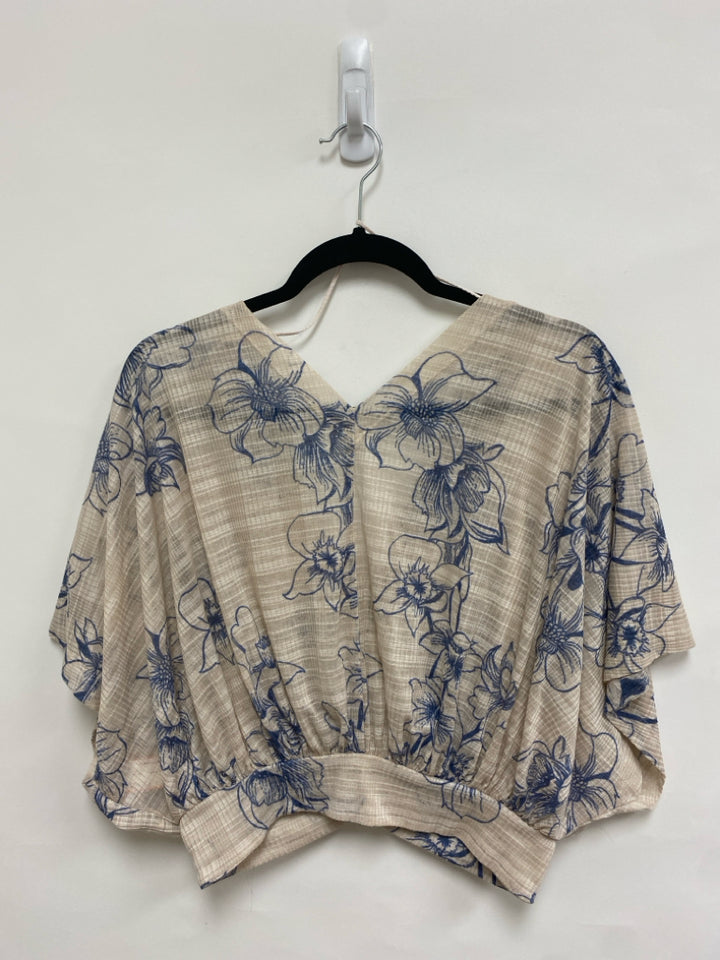 Free People Size XS Beige Blue Flowers Batwing Ladies Top