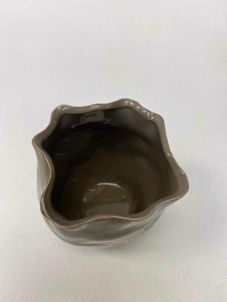Taupe Thumbprint Ceramic Planter