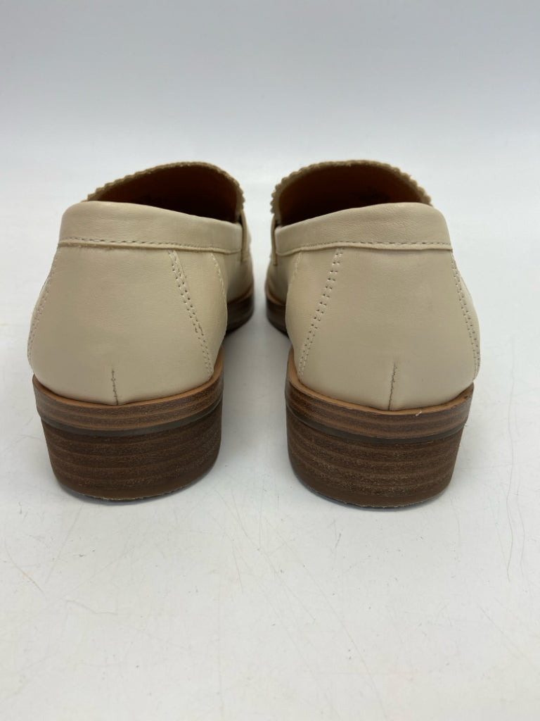 Lucky Brand US Shoe Size 7.5 Tan Flats