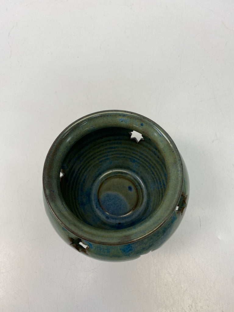 Green/Blue Stars Pottery