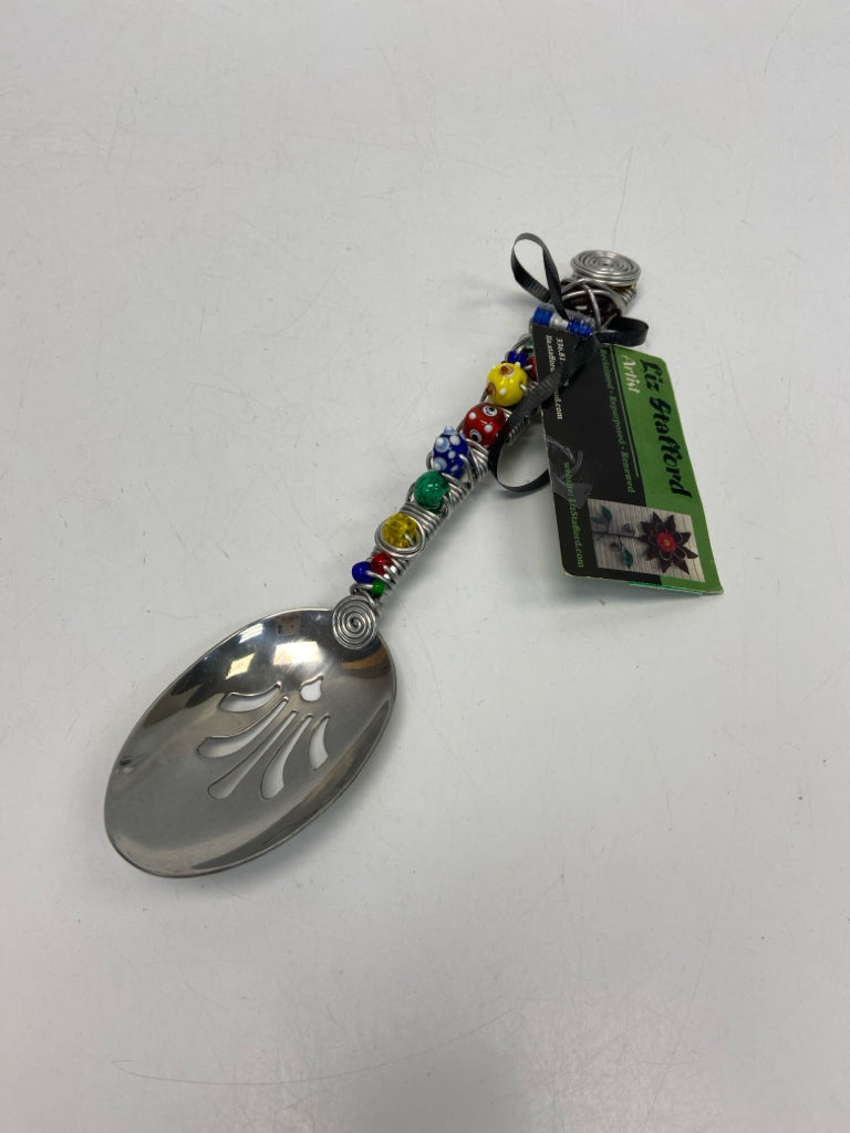 NWT Silver Multi Color Beaded Flatware