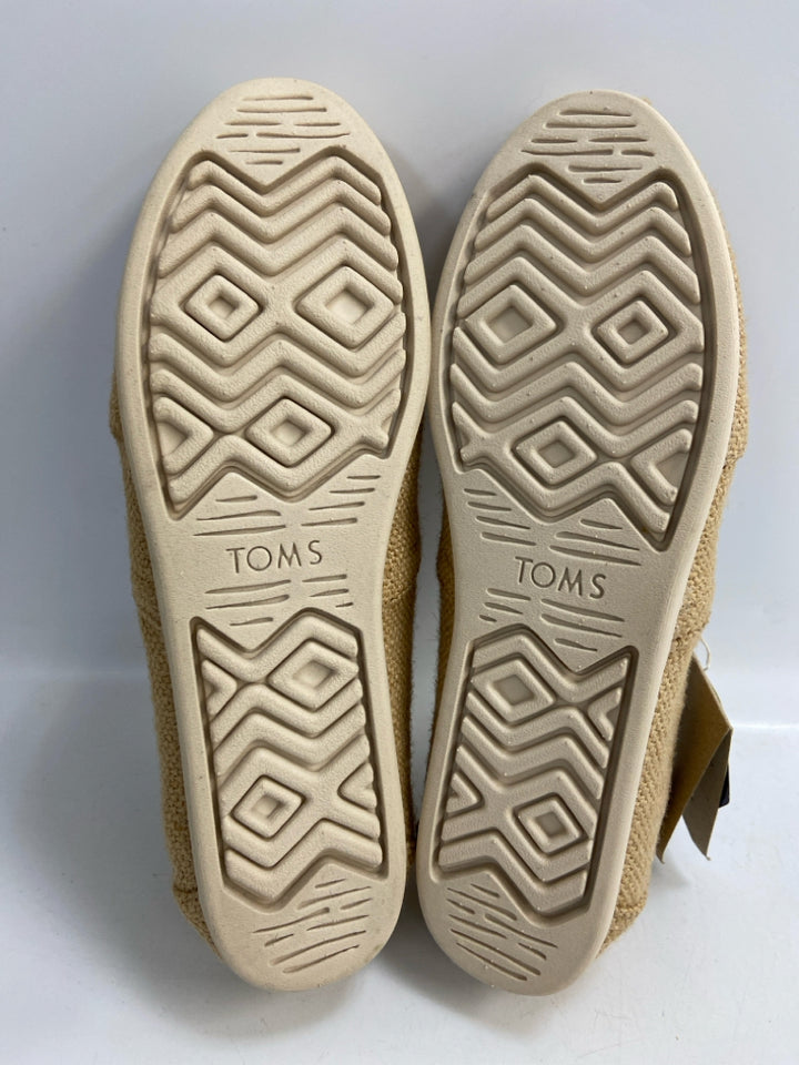 NWT Toms US Shoe Size 9 Brown Burlap Flats