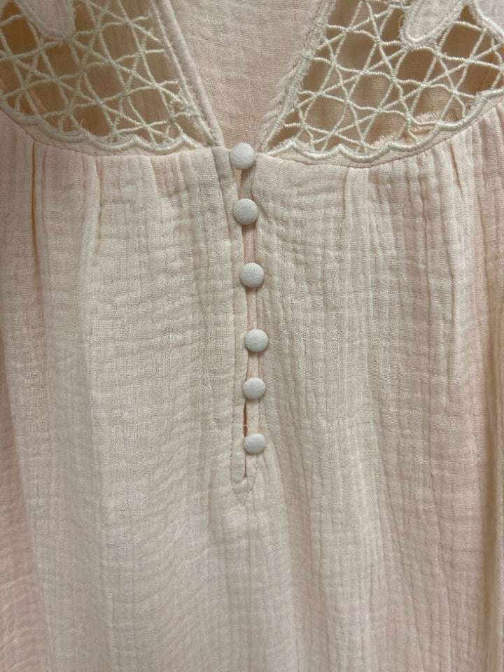 NWT GiGiO Size L Cream Short Sleeve Gauze Ladies Top