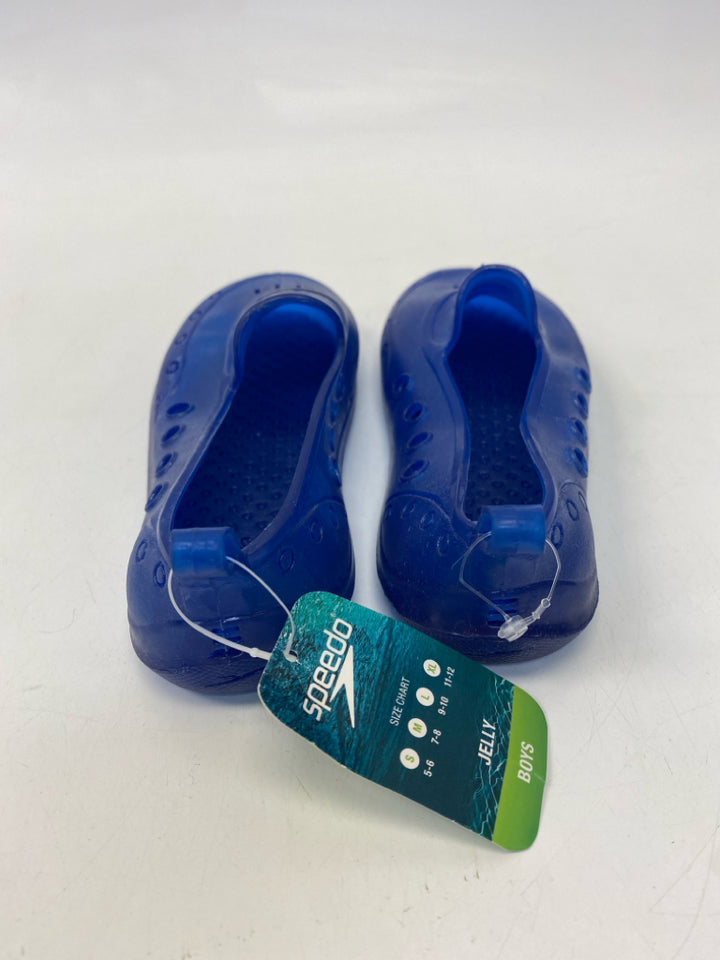 NWT Speedo SIZE 11/12 Blue Jelly Boy&