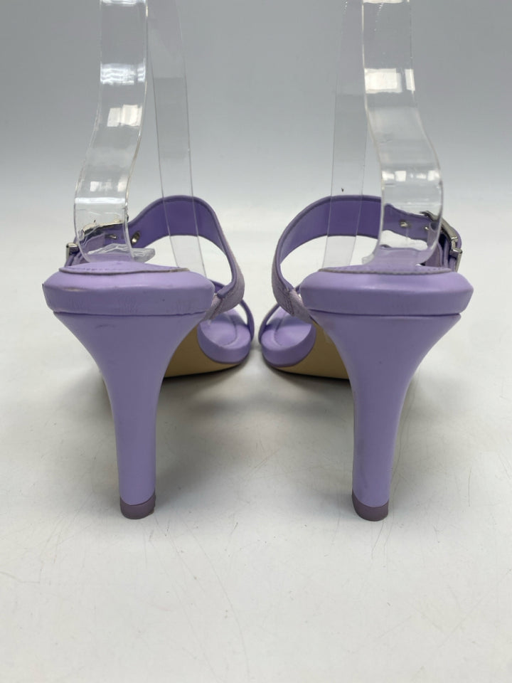 Wht House/Blk Mkt  Size 8.5 Lavender Sandals