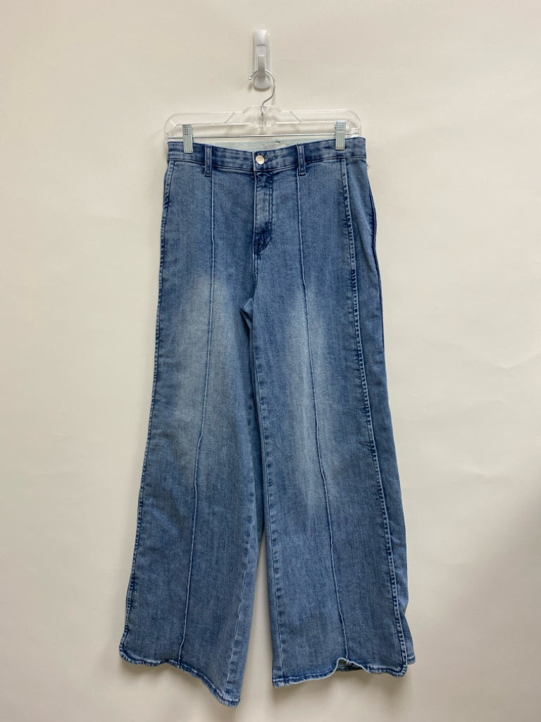 Size 7 Pale Blue Wide Leg Ladies Jeans